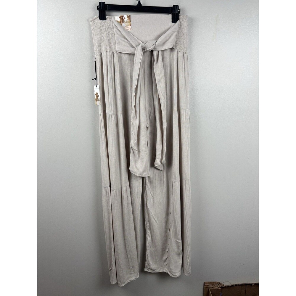 NWT Sincerely Jules Beige Tie Front Tiered Pants Size Medium Wide Legs Lightwgt